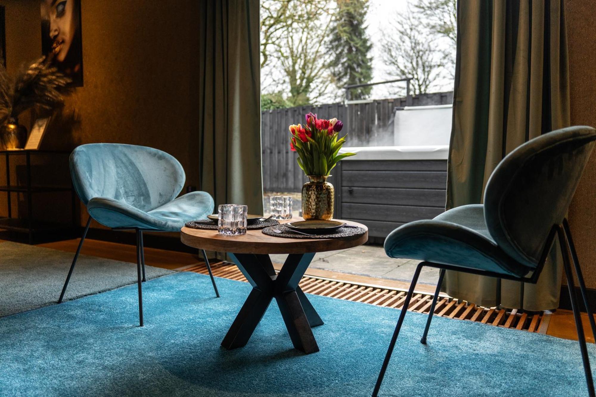 登博斯De Luxe Bed &Wellness别墅 外观 照片